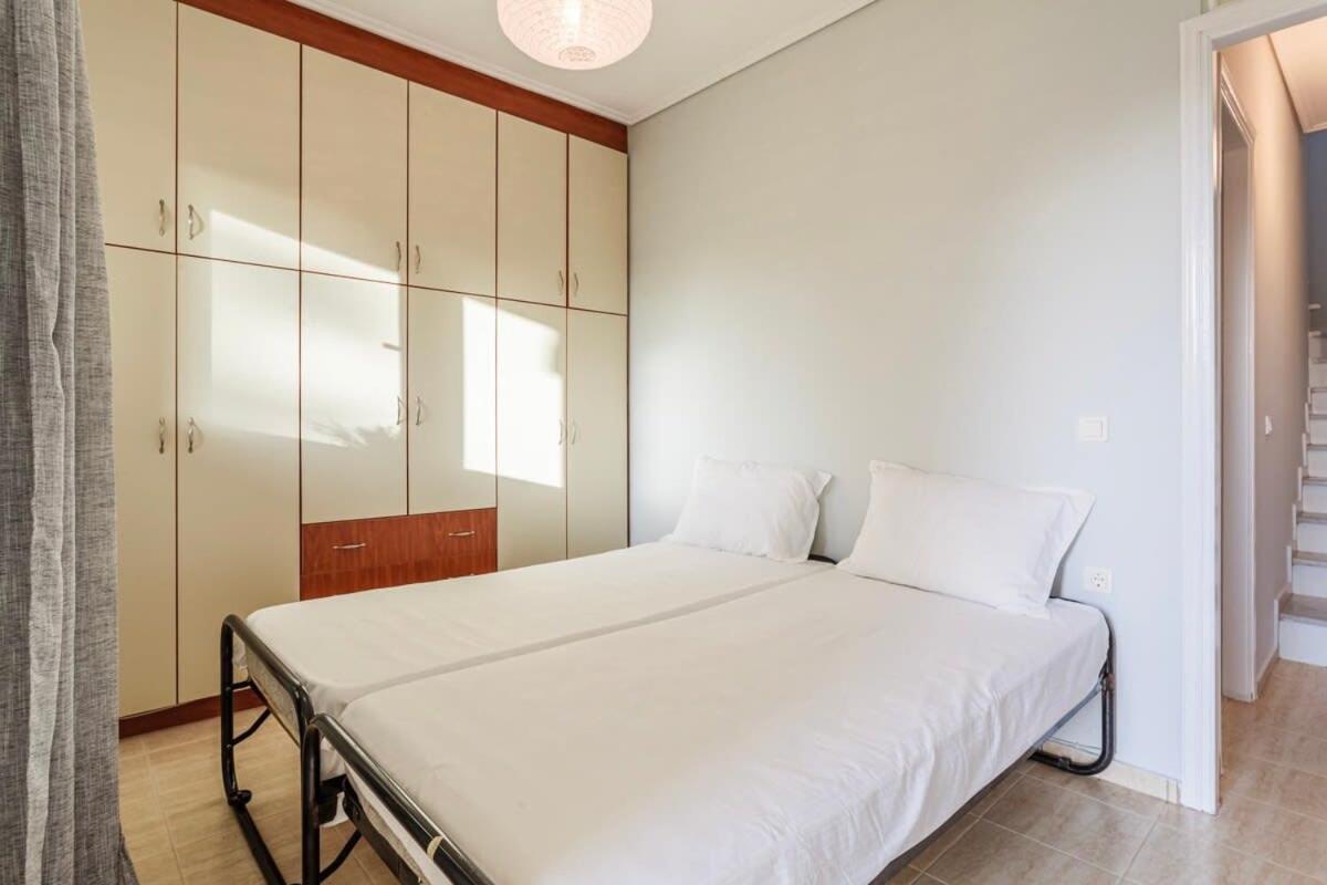 Seaview Terrace Haven-Perfect Location By The Sea Villa Kalamata Bagian luar foto