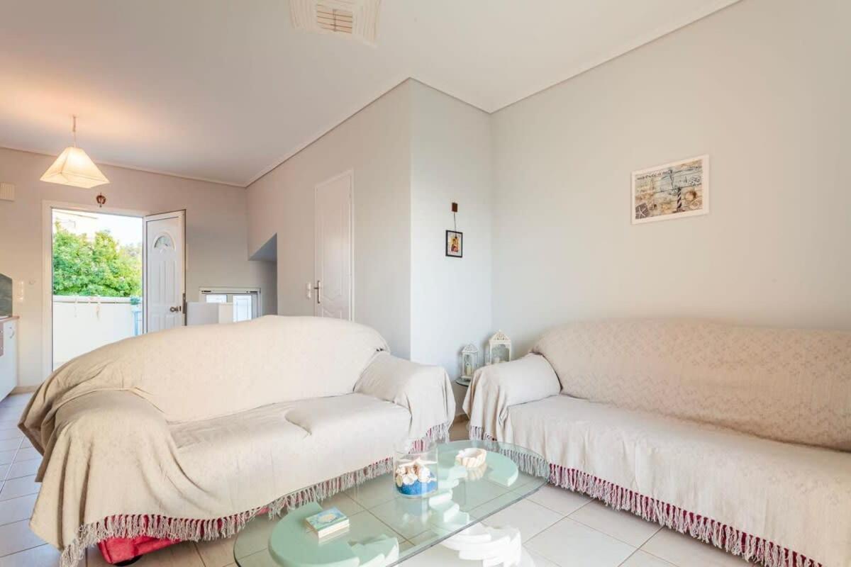 Seaview Terrace Haven-Perfect Location By The Sea Villa Kalamata Bagian luar foto