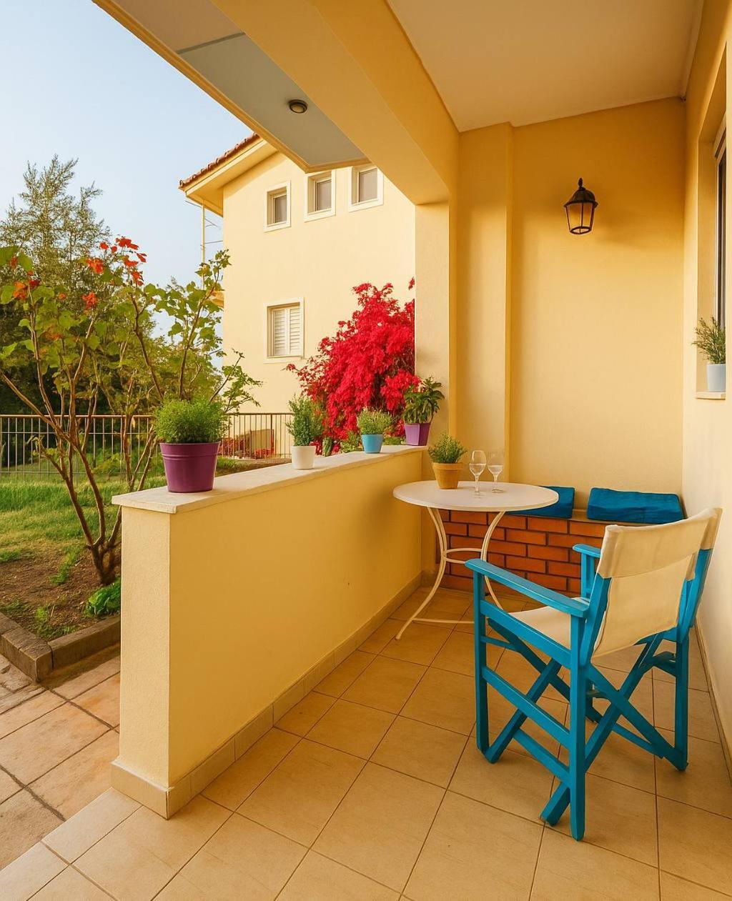 Seaview Terrace Haven-Perfect Location By The Sea Villa Kalamata Bagian luar foto
